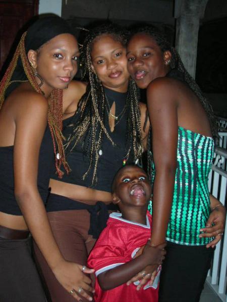 lili,laulau tutur et lolo